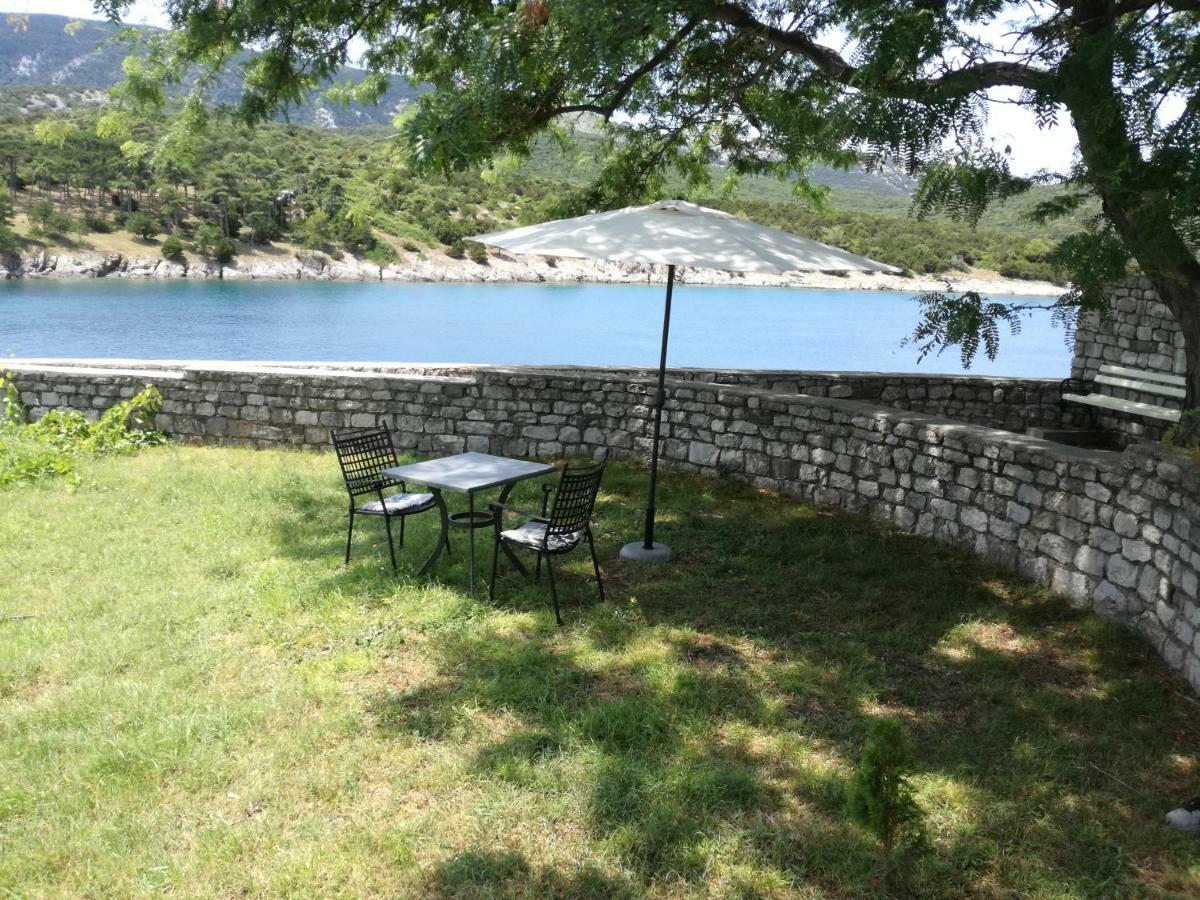 Apartments Stella Apsyrtides Osor Exterior photo